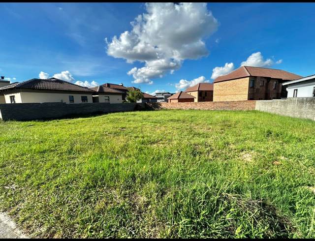 424M² VACANT LAND FOR SALE IN BENDOR